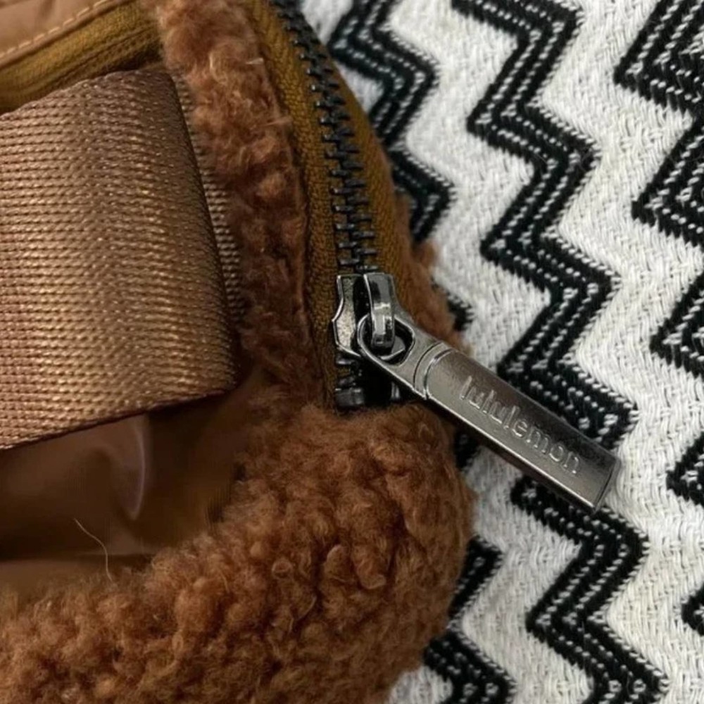 NWT OG GUNMETAL hardware Burnt Caramel Sherpa OG Fleece Everywhere Belt … - Picture 5 of 13
